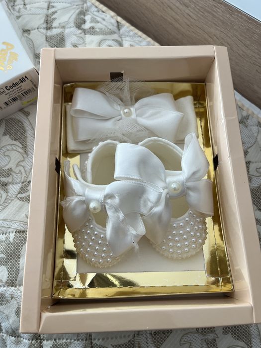 Бебешки буйки за момиче