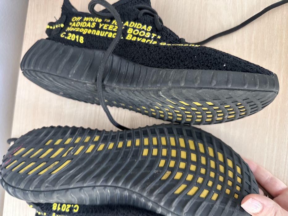 Adidas Yeezy Boost 350 V2 -37