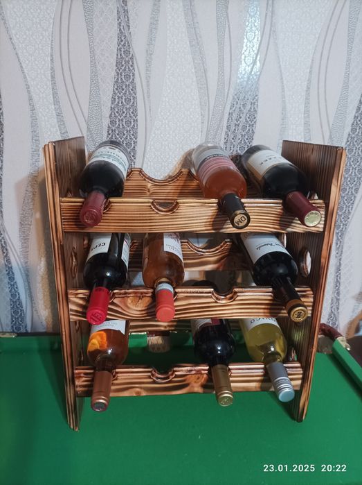 Стойка,стелаж за вино
