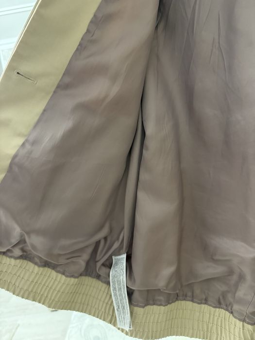 Продам бомбер mango