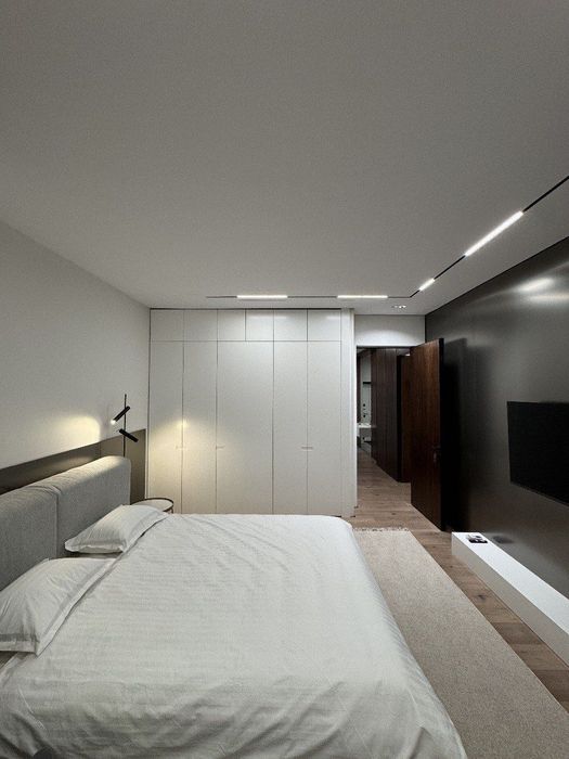 Uzbegim Продается 3 комнатная квартира ремонт ул.Бобура Аэропорт