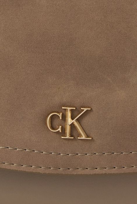 Нова чанта Calvin Klein