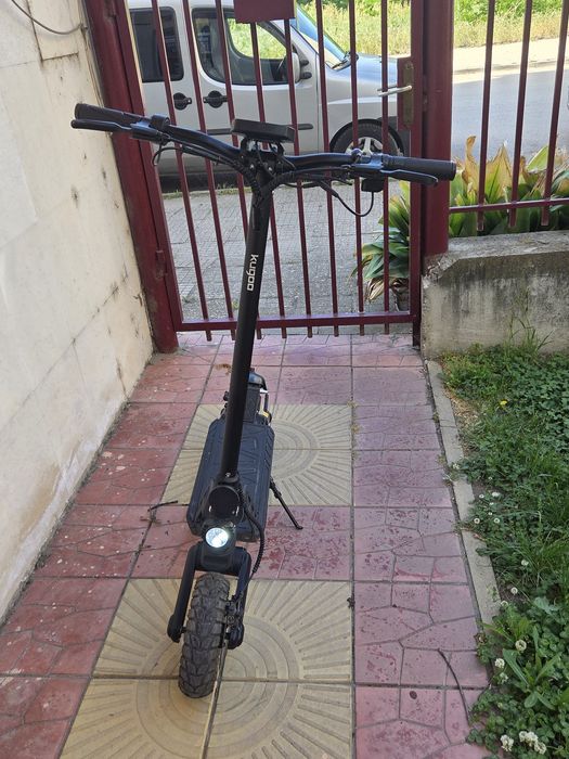 Електрическа тротинетка KUGOO G2 PRO