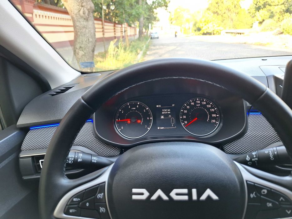 Dacia Logan ECO-G 100 Expression, 2023 г.