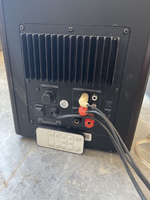 Студийные коллонки   Microlab