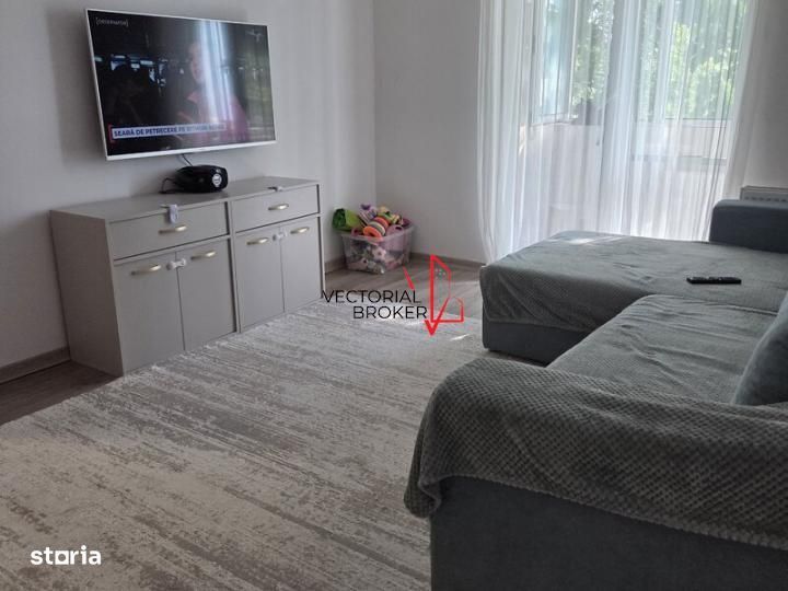 3 cam, semidrcomandate, et.2, renovat, 60mp, centrala, Basarabia-Costi