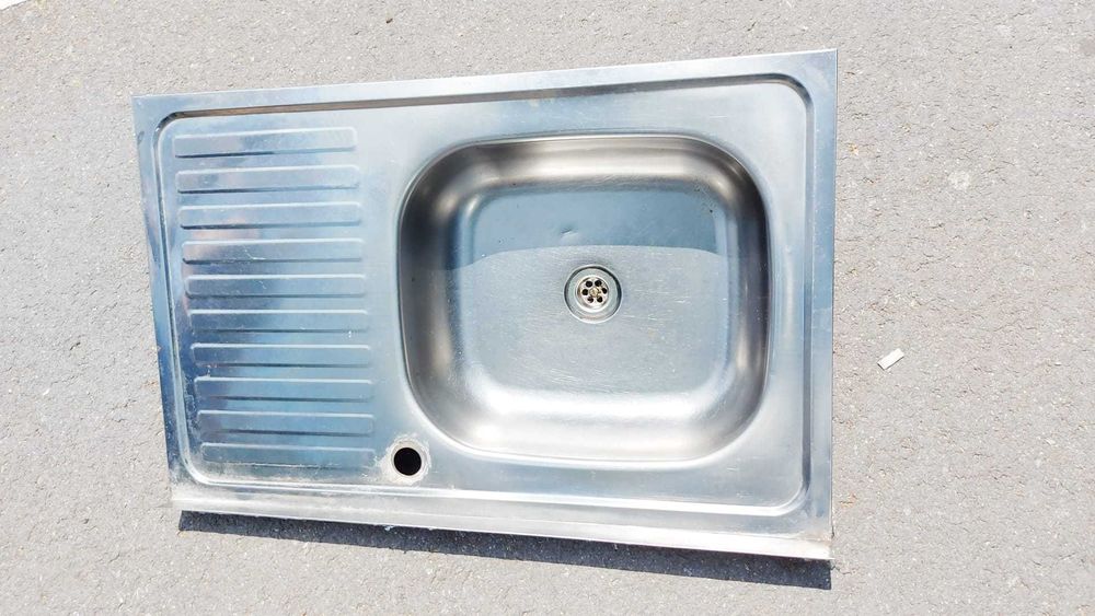 Vând chiuvetă inox bucătărie