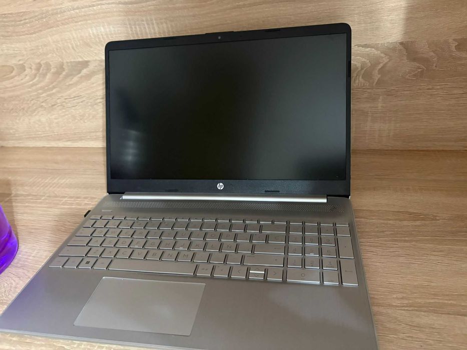 Laptop HP - Ideal pt office si gaming