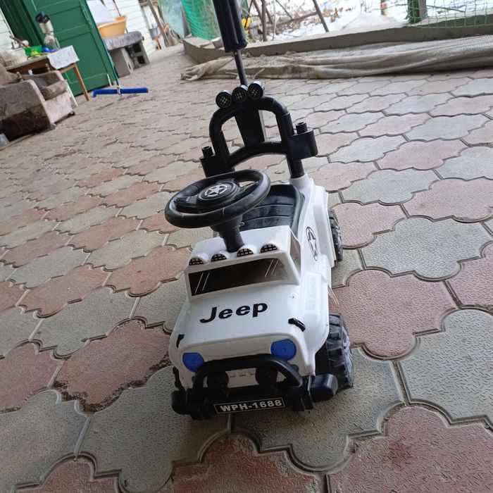 Машинка для ребёнка