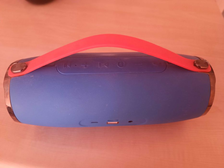 Bluetooth водоустойчива колона JBL Charge, 15W, FM