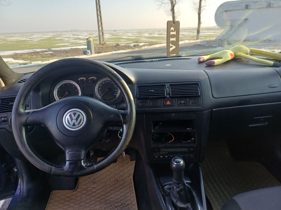 VolksWagen GOLF 4