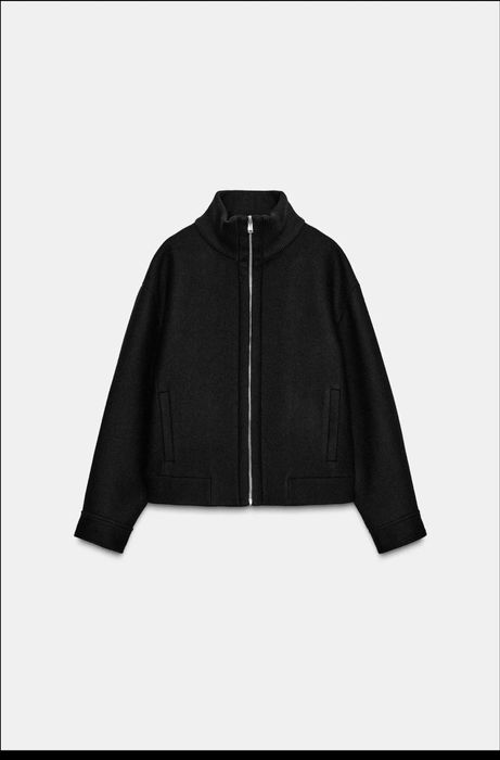 Продам кароткое пальто