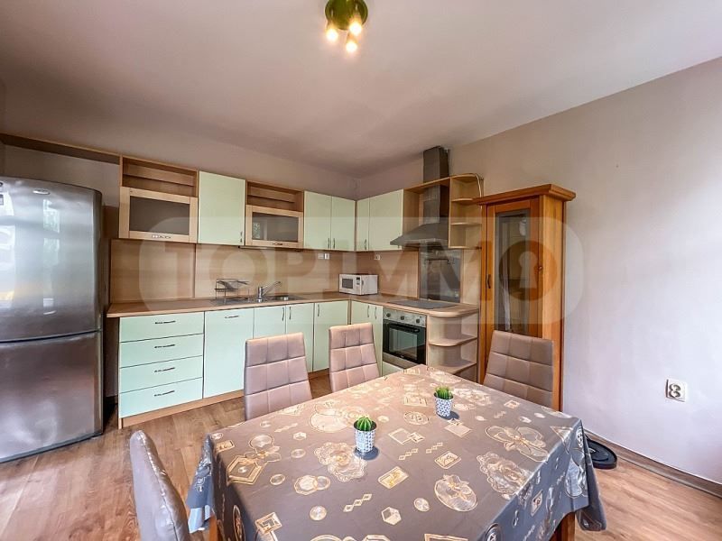 Продава се Тристаен апартамент в Варна, Централна поща - 120 кв.м за 1567 €/кв.м - Снимка #2