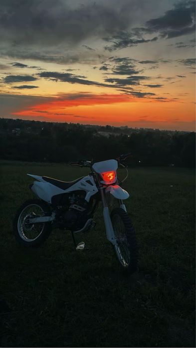 эндуро 250 кубов