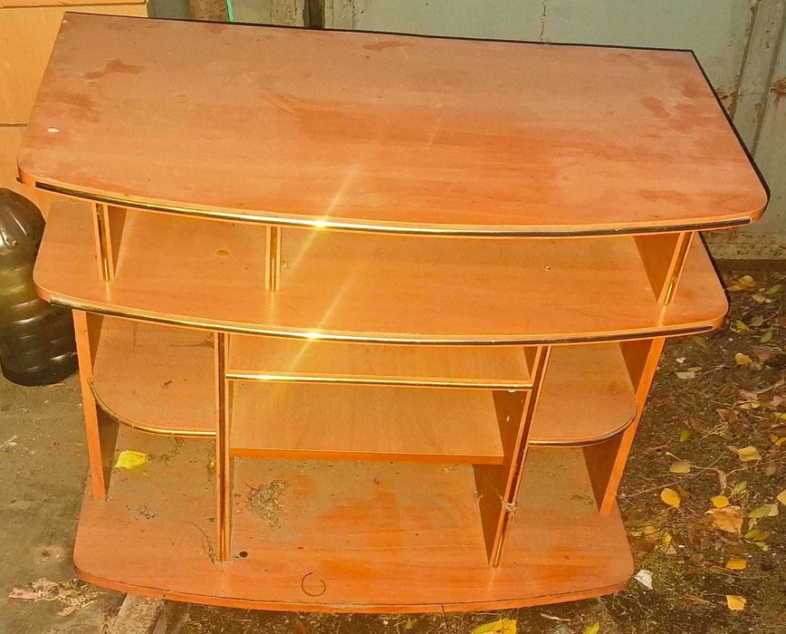 Продам тумбу под телевизор