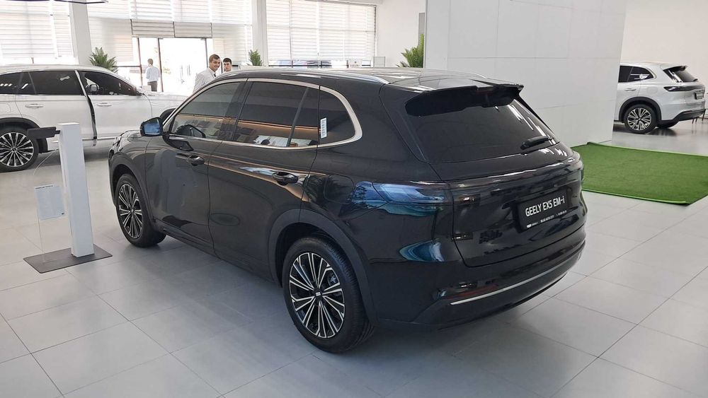 Geely EX5 EM-I (gibrid)