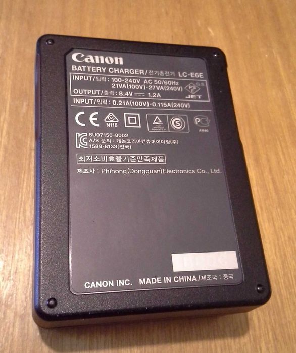 Зарядно устройство Канон(Canon) LC-E6E
