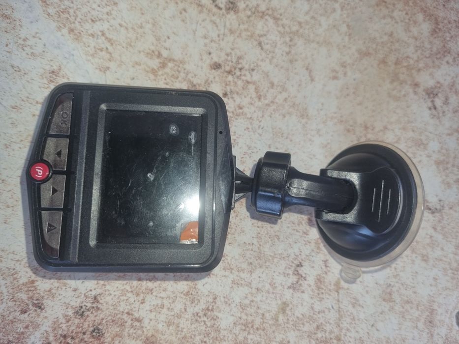Camere auto de luat vederi si brat telescopic pt telefon
