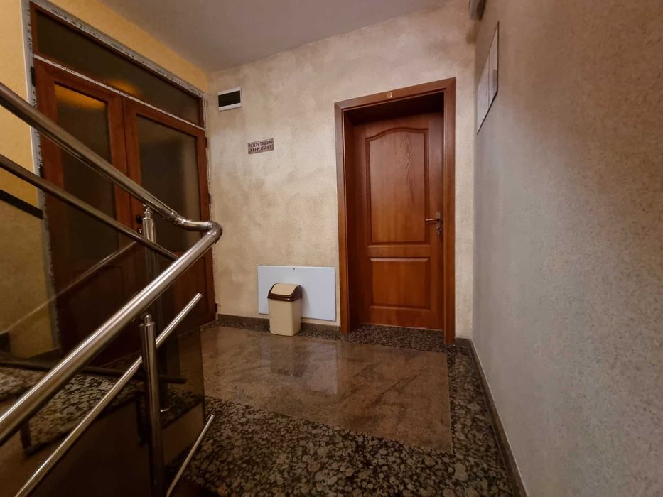 Продава се Хотел в Асеновград - 750 кв.м за 1020 €/кв.м - Снимка #9