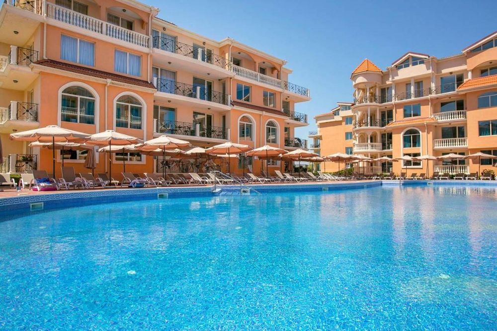 Продава се Двустаен апартамент в Созопол - 56 кв.м за 2200 €/кв.м - Снимка #4