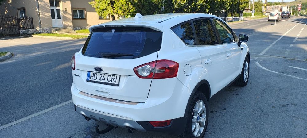 FORD Kuga 2011 — imagine 2