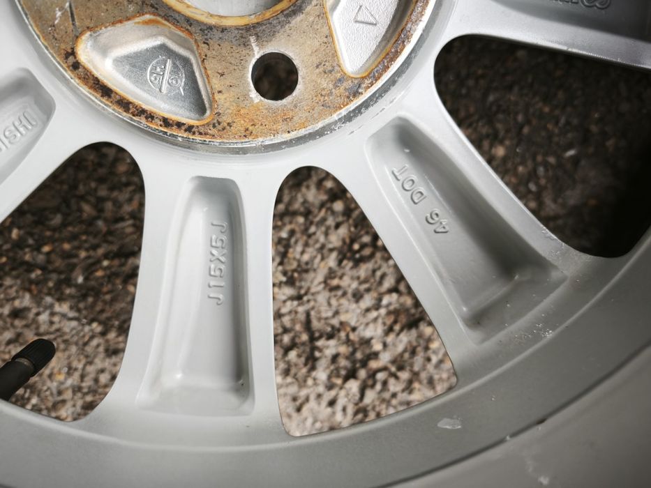 15" оригинални алуминиеви джанти за Mitsubishi.