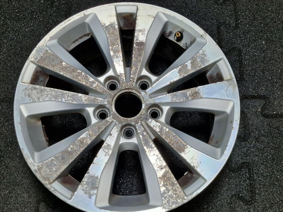 Janta Aliaj R16 Volkswagen Golf Vii 5G1 2013 2.0 Tdi Bluemotion 110Kw|150Hp 2013