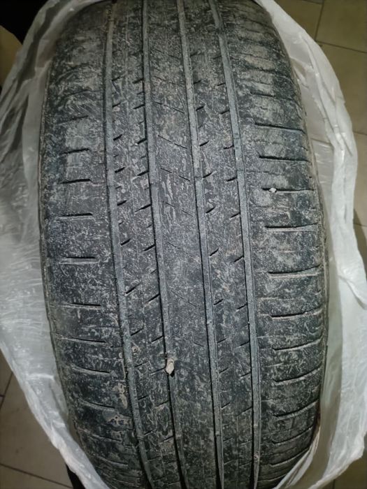 Продам шины R20