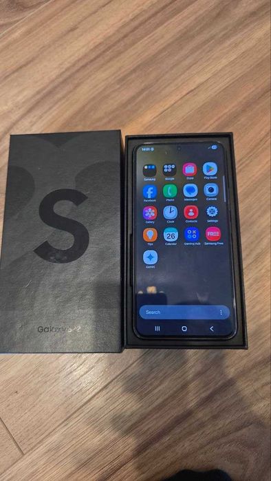 Samsung S22 128GB Black – stare foarte bună + husă magnetică anti-soc + cutie