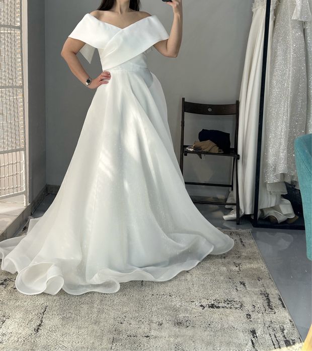 Свадебные платья