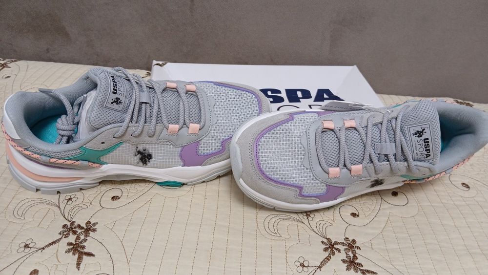 Adidași uspa  sport ..eur 40... 26.6 cm