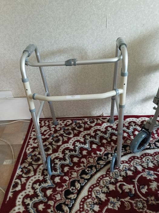 коляска инвалидная