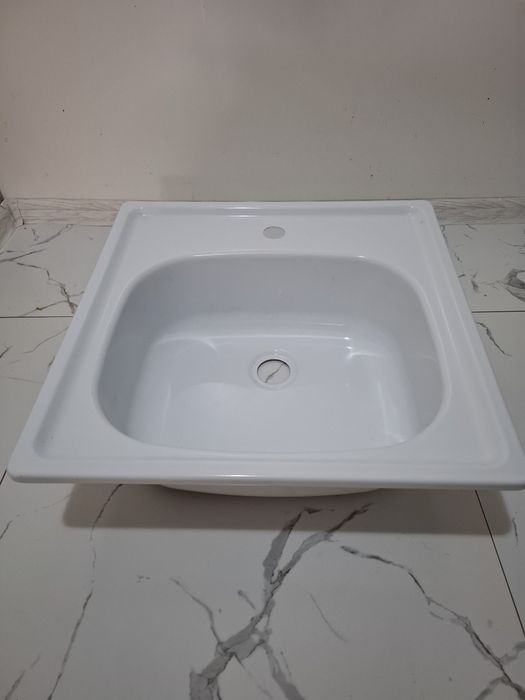 Стальная мойка для кухни