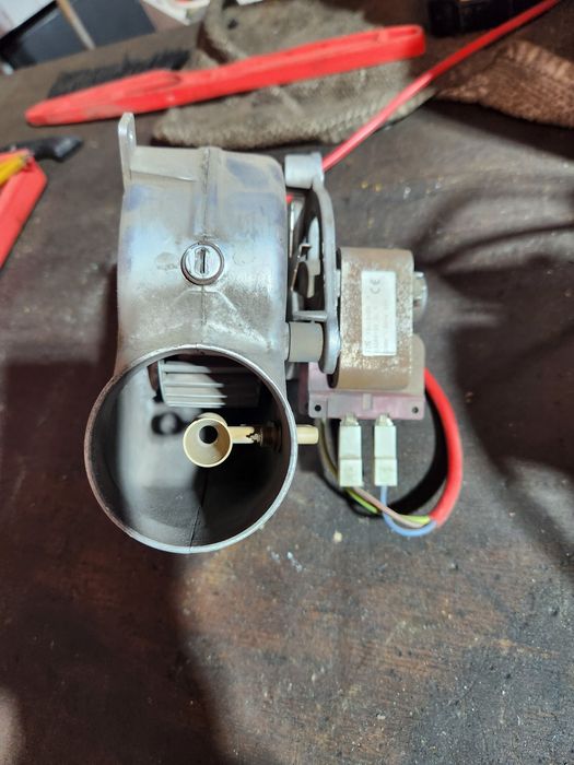 Ventilator de centrală suflantă  sobă  ulei  ars