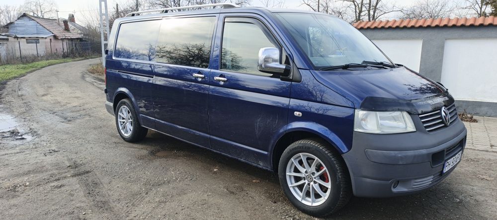 Volkswagen Transporter T5 an 2009 extra lung 5 locuri