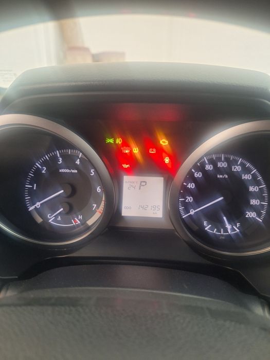 Tayota land cruiser prado
