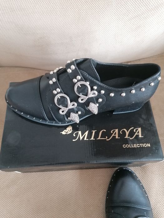 Дамски черни обувки