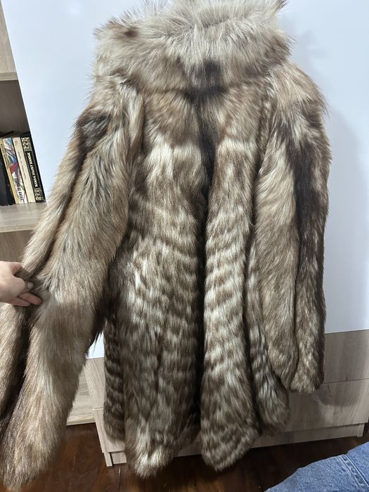 Луксозно палто от естествена лисица- дългокосместо, пухкаво