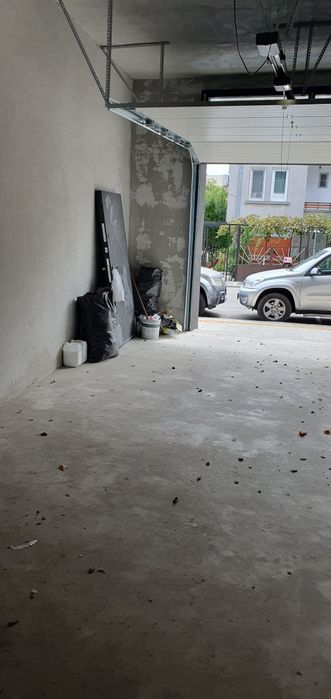 Дава се под наем Гараж / Паркомясто в Царево - 40 кв.м за 250 € - Снимка #2