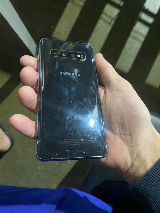 Samsung s10 128gb обмен на айфон11