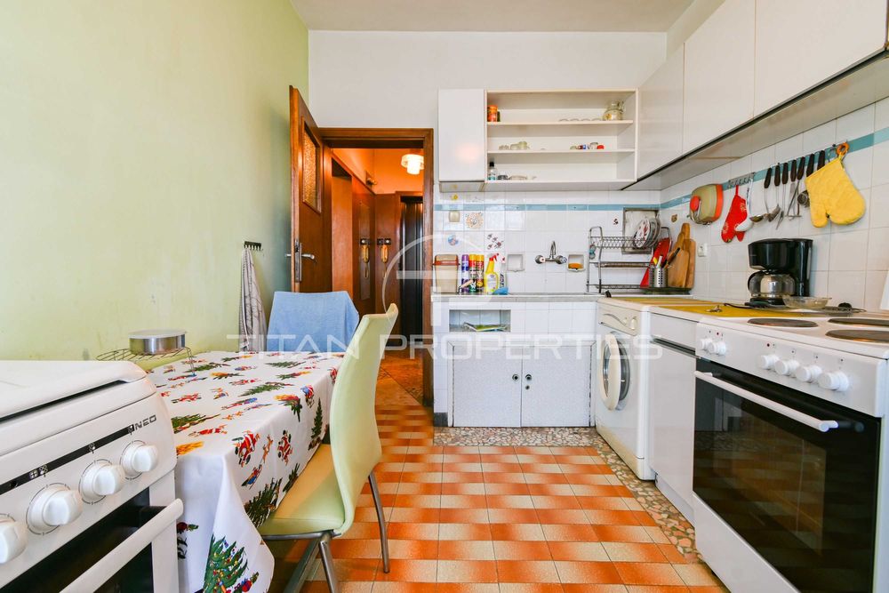 Продава се Тристаен апартамент в София, Гео Милев - 80 кв.м за 4938 €/кв.м - Снимка #7