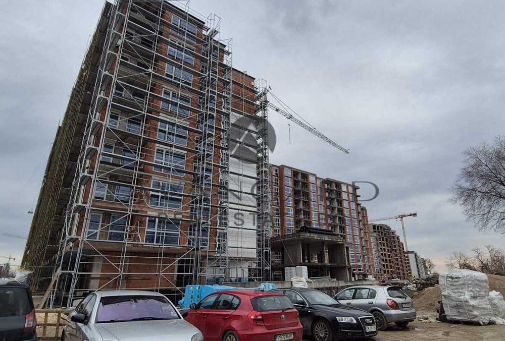 Продава се Двустаен апартамент в Пловдив, Кючук Париж - 76 кв.м за 956 €/кв.м - Снимка #1