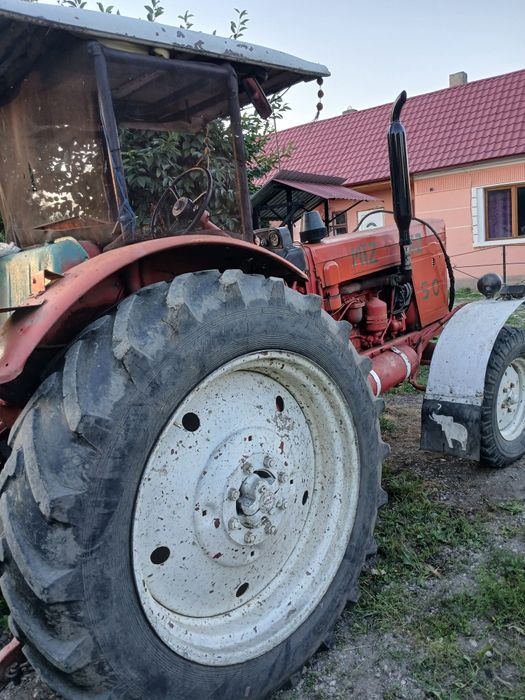 Schimb tractor cu auto sau vaci