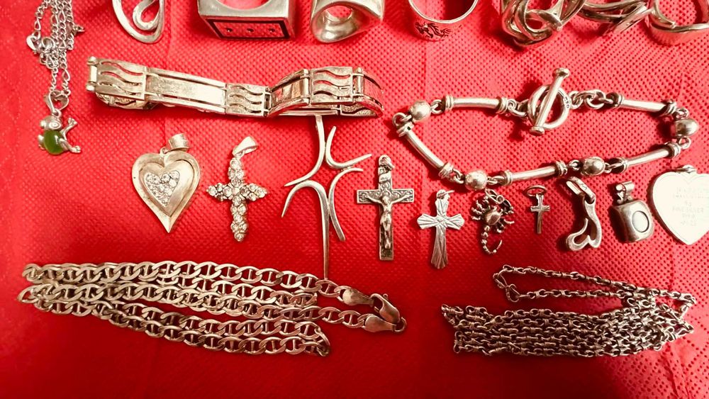 Сребърни бижута лот. 262 грама