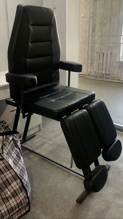 Продам кушетку и все для салона