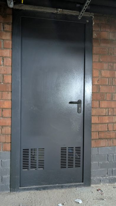 Металлические двери от производителя