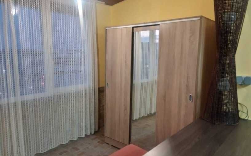 Дава се под наем Двустаен апартамент в Бургас, Меден рудник - зона А - 80 кв.м за 200 € - Снимка #12