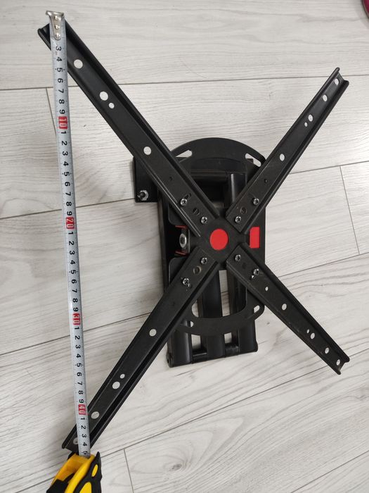 Кронштейн для телевизора