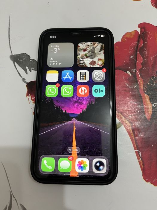 Продам iPhone 11. 64гиг.