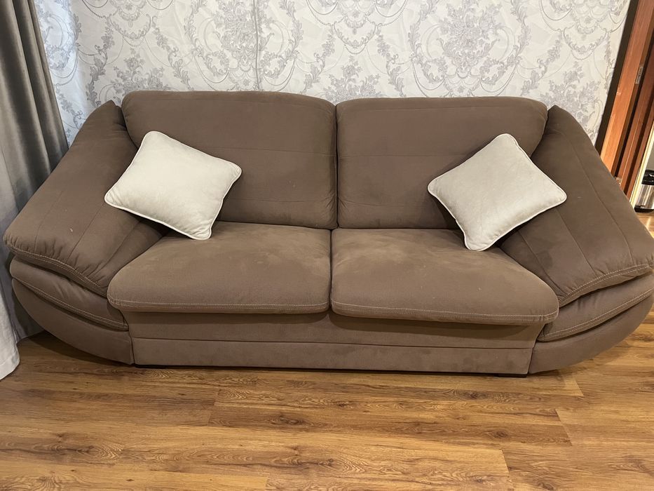 Мягкий диван Россия